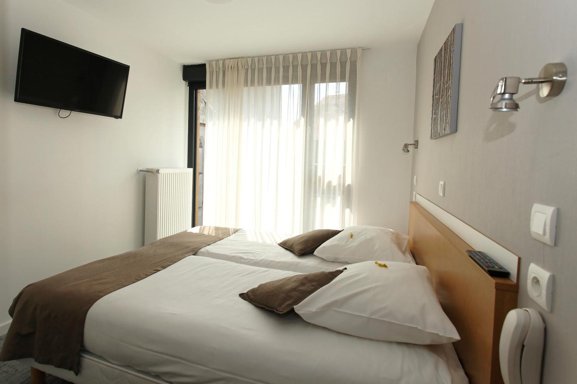 Hotel De L'Ill Strasbourg Ngoại thất bức ảnh