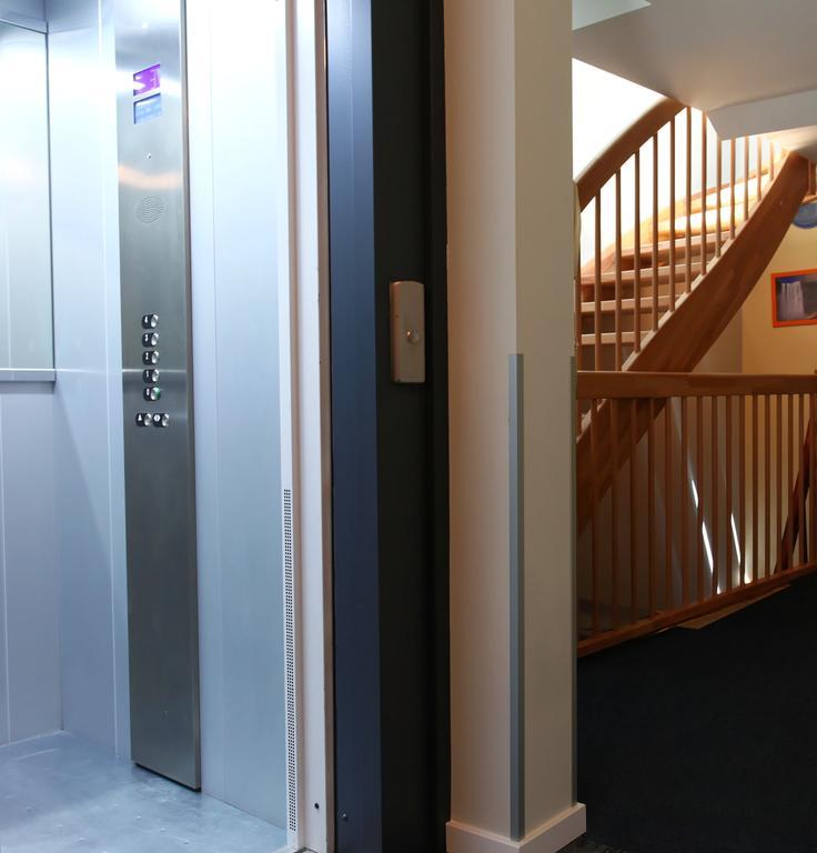 Hotel De L'Ill Strasbourg Ngoại thất bức ảnh